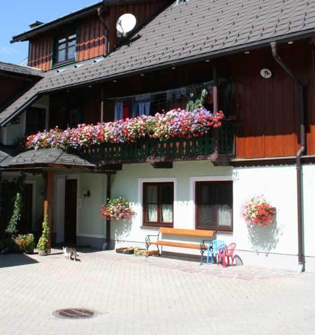 Kanzlerhof Bad Mitterndorf Buitenkant foto